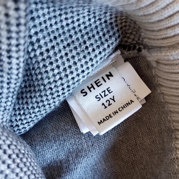 SHEIN Black and Gray Knit Sweater - Picture 3 of 3